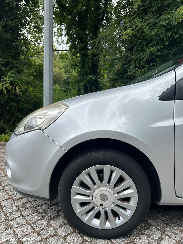 Renault Clio 1.2 16V Dynamique S - 3