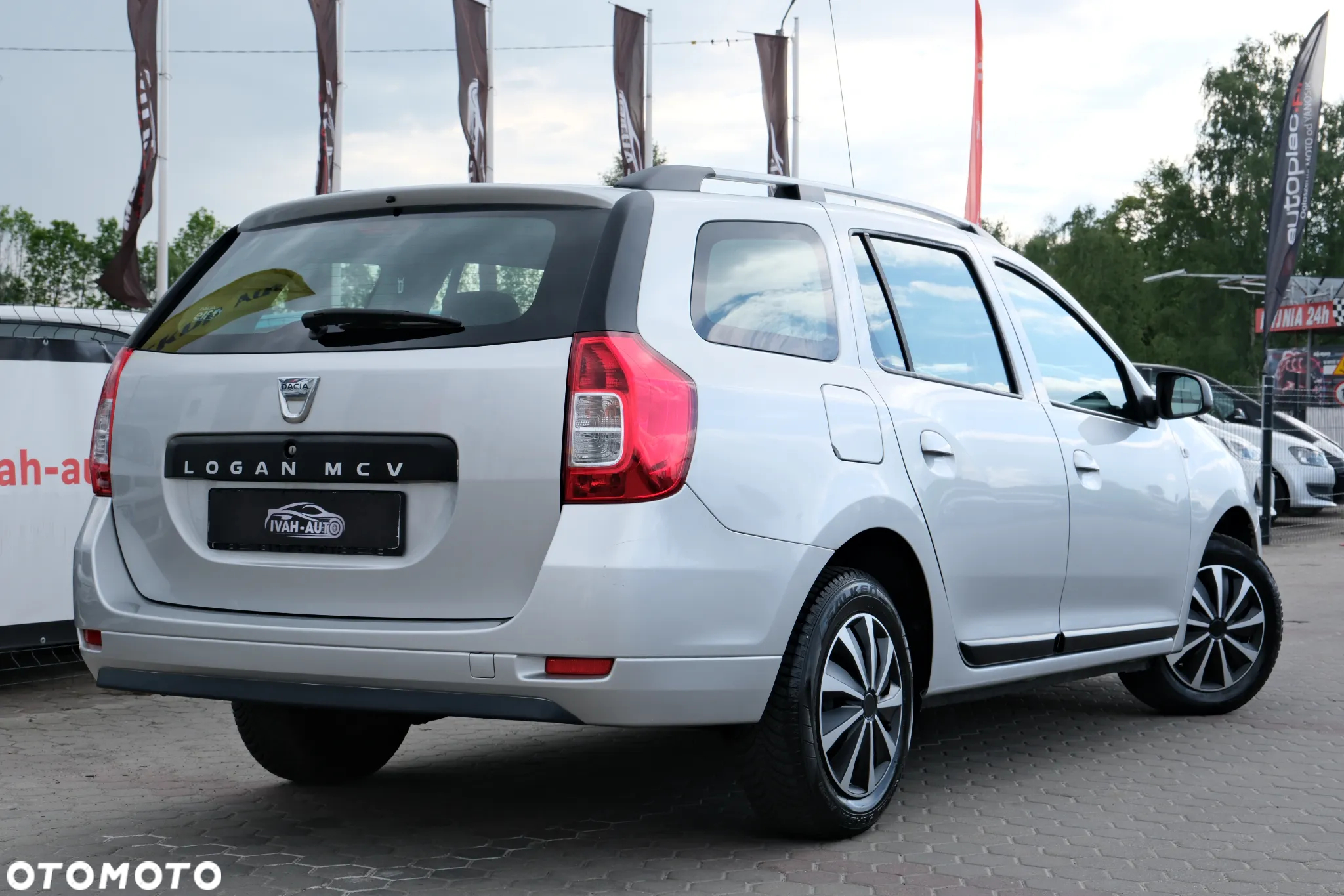 Dacia Logan MCV 1.2 16V 75 Ambiance - 15
