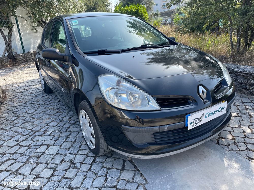 Renault Clio 1.2 16V Confort - 3