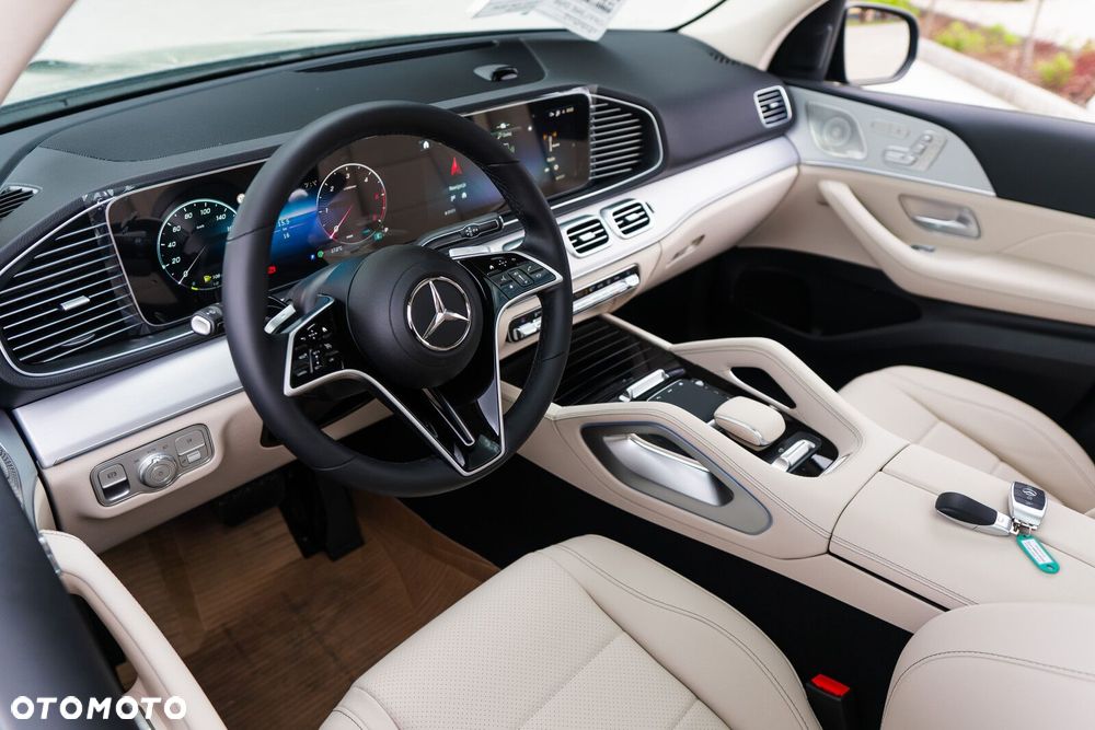 Mercedes-Benz GLE - 11