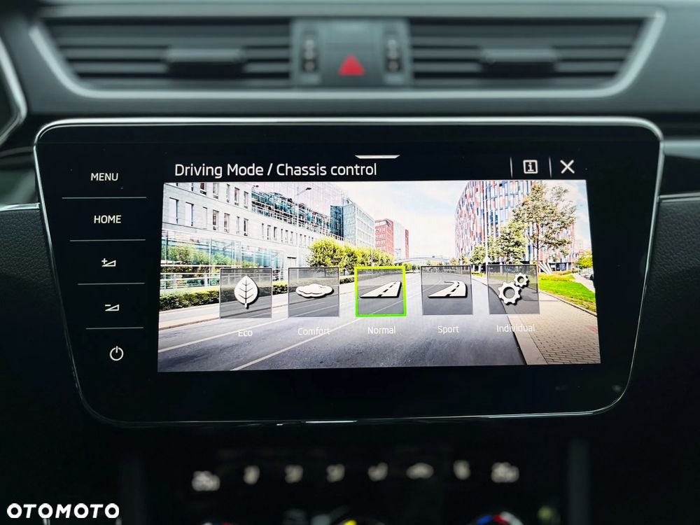 Skoda Superb 2.0 TDI SCR L&K DSG - 25