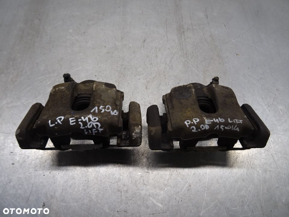 BMW E46 LIFT 2.0D ZACISK PRAWY PRZÓD PRZEDNI - 1
