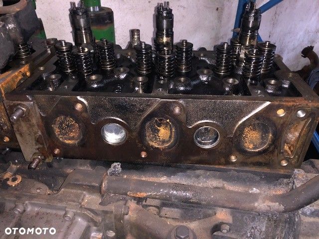 Valtra s232 s274- s394 głowica silnika Massey Ferguson 8650-8690 Sisu 84 - 4