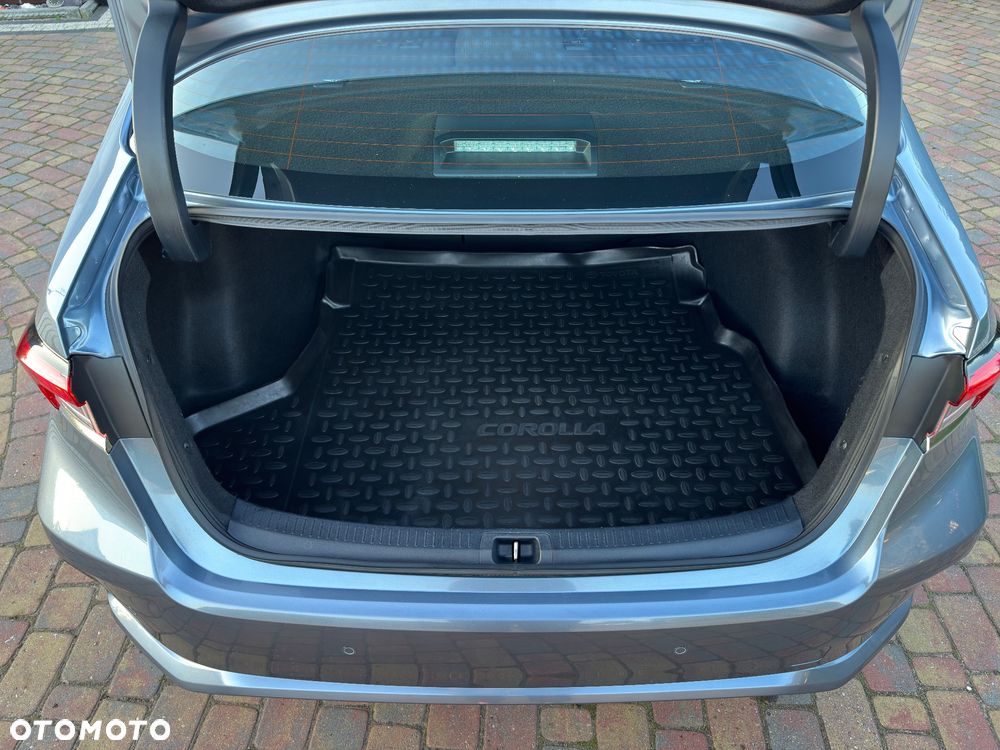 Toyota Corolla 1.6 Comfort - 21