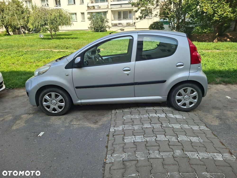 Peugeot 107 1.0 Happy - 1
