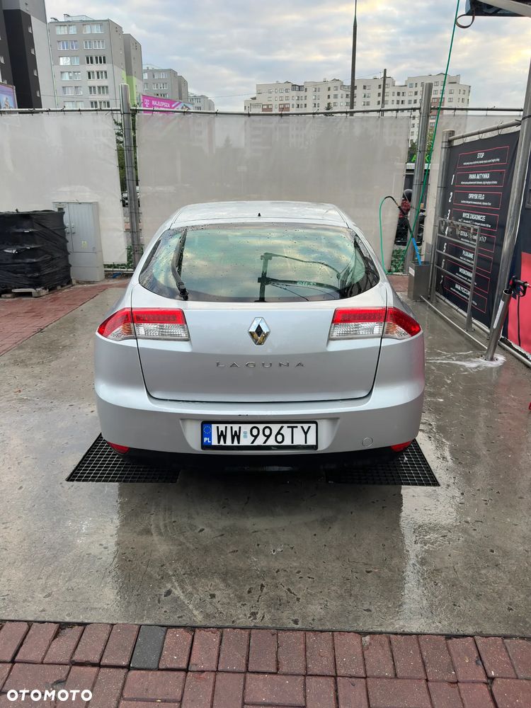 Renault Laguna 2.0 Authentique - 4