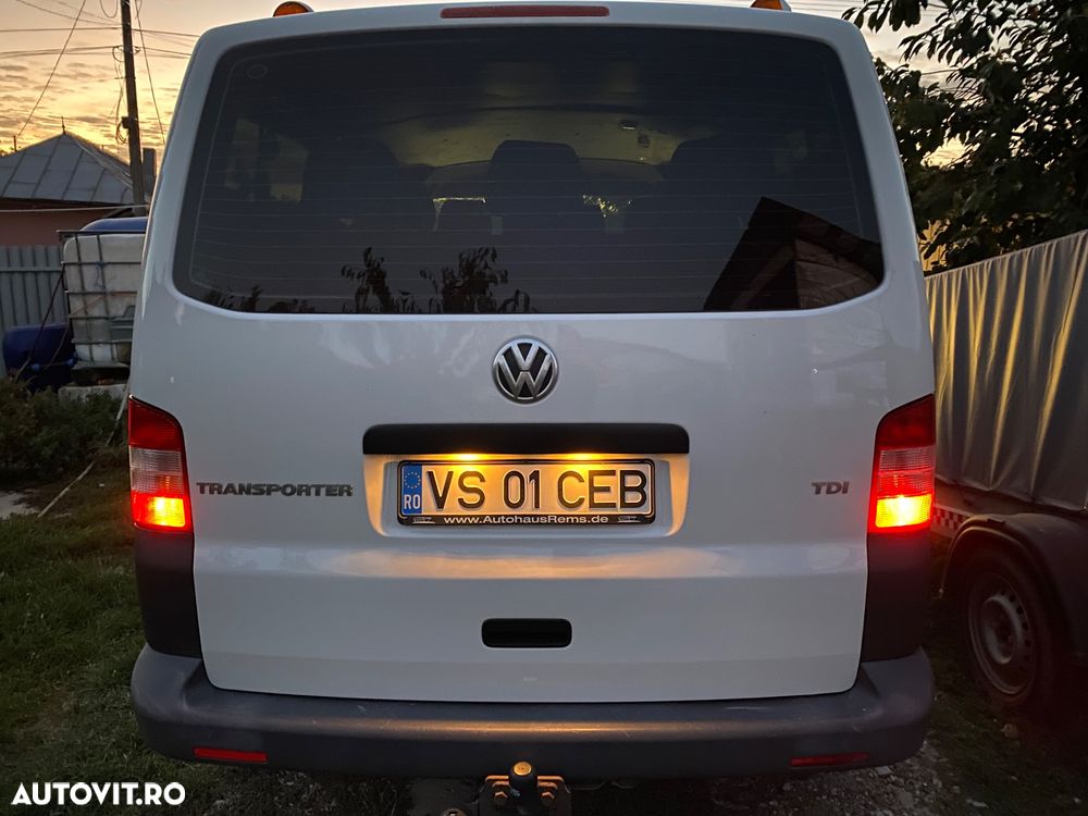Volkswagen Transporter - 11