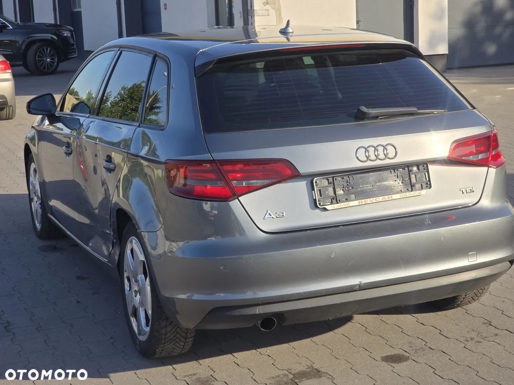 Audi A3 Sportback 1.6 TDI Attraction - 8