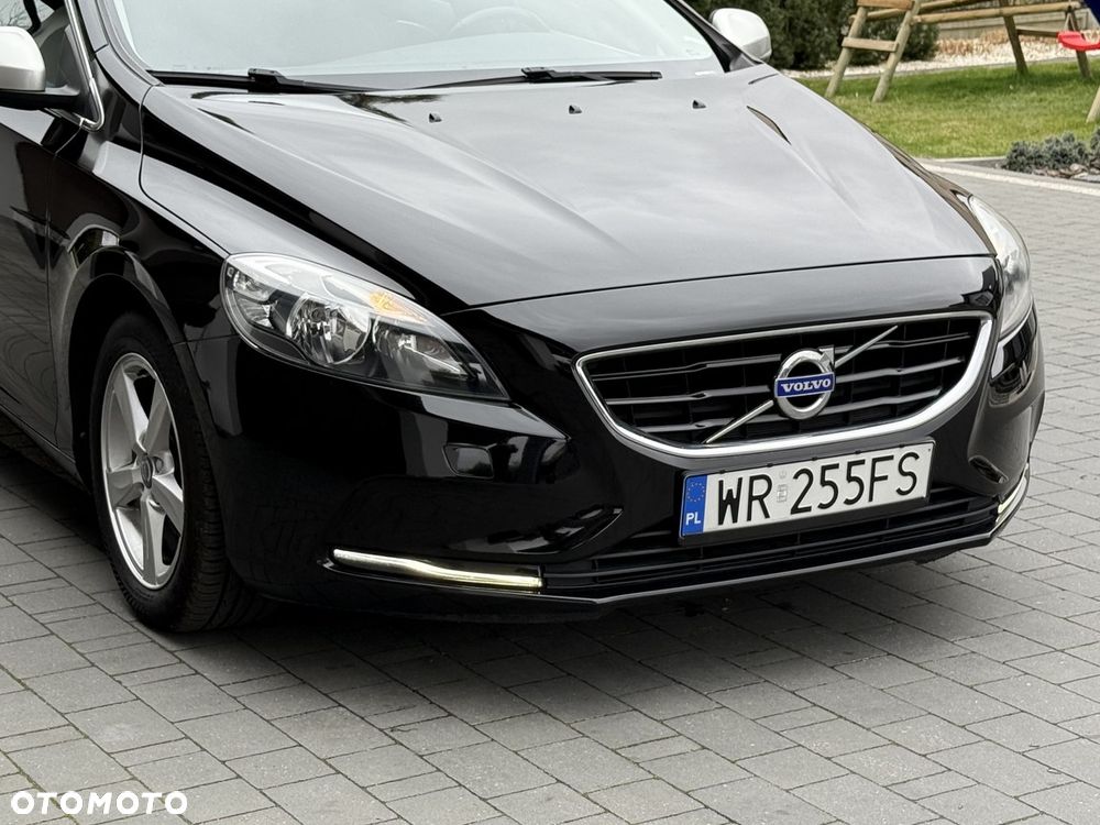 Volvo V40 D2 Drive-E Momentum - 32