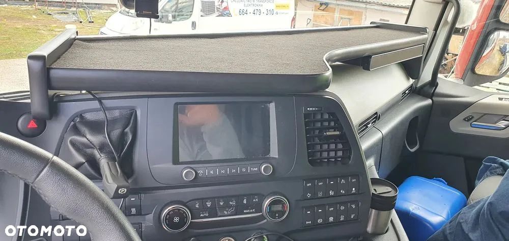 Ford F-MAX - 4