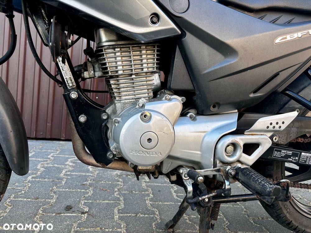 Honda CBF - 9