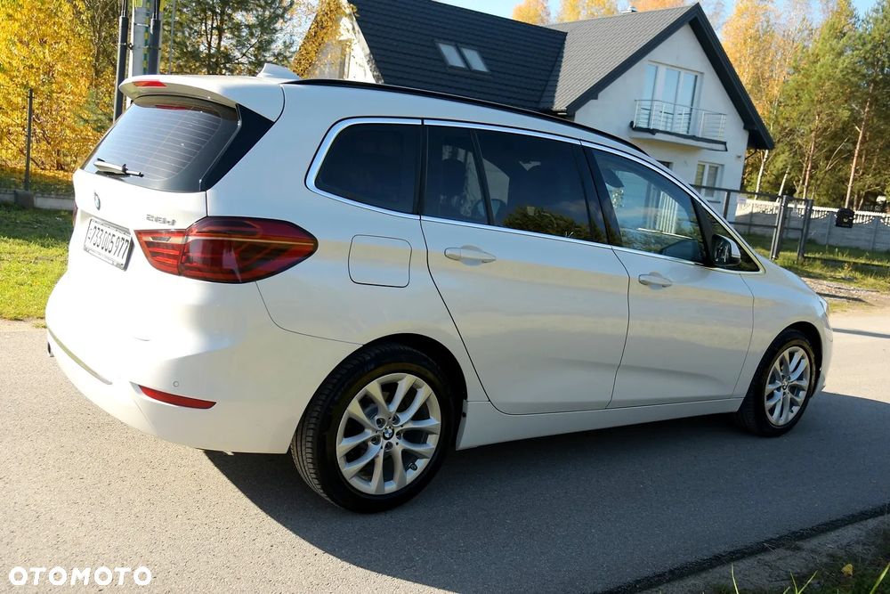 BMW Seria 2 218d Sport-Aut Luxury Line - 8