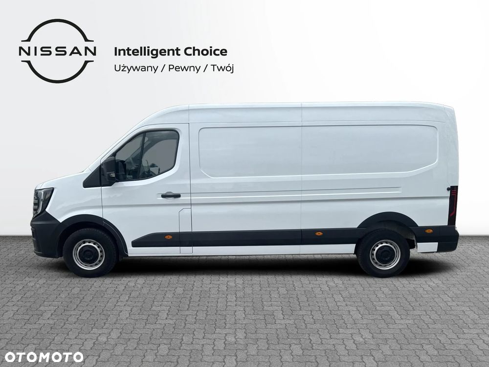 Nissan Interstar - 3