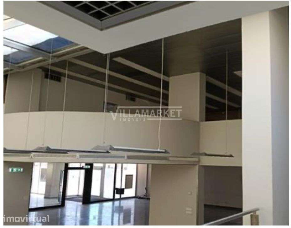 Edifício Comercial da banca composto por 2 pisos totalizando uma área - Grande imagem: 3/7