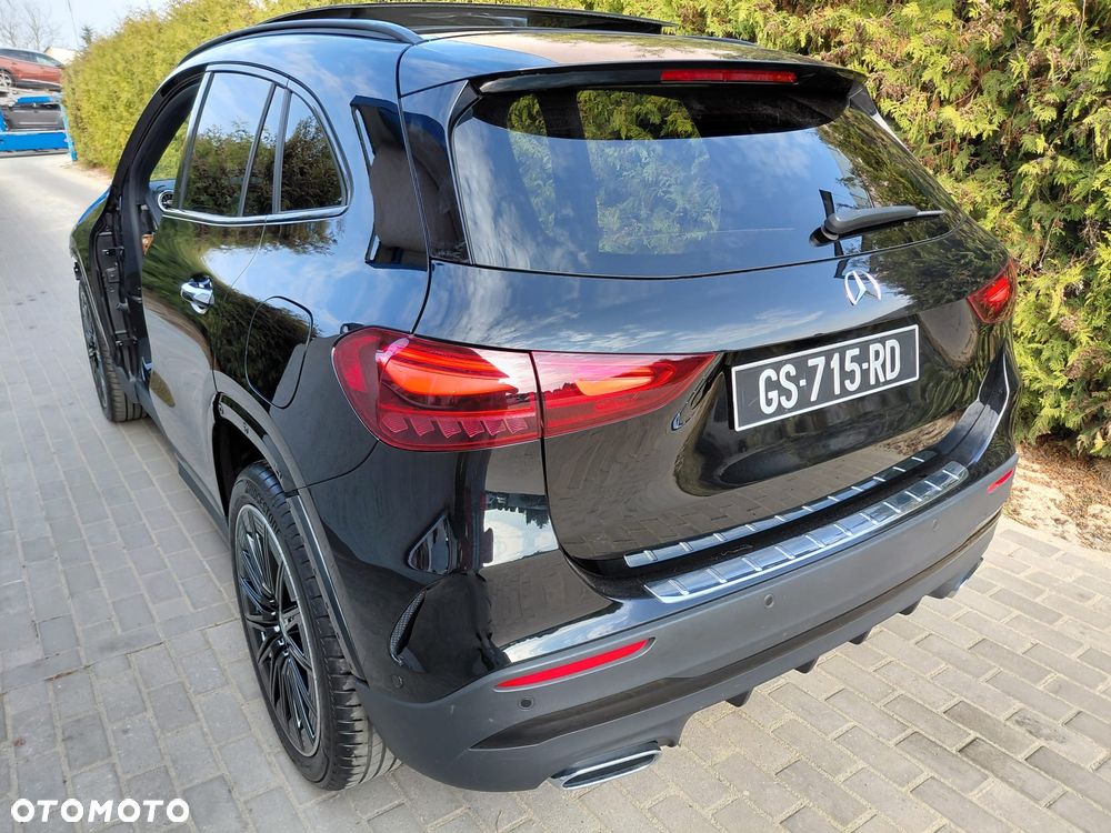 Mercedes-Benz GLA - 19
