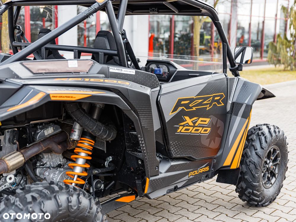 Polaris RZR - 17