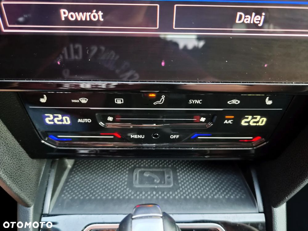 Volkswagen Passat 2.0 TDI EVO Elegance DSG - 19