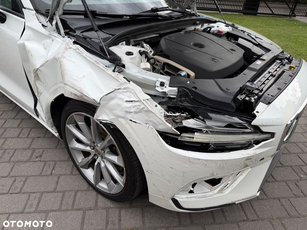 Volvo S60 T5 Momentum Pro - 10