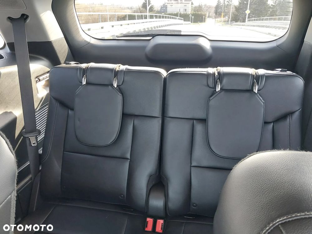 Ford Explorer - 13