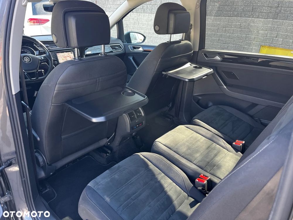 Volkswagen Touran 1.6 TDI SCR BlueMotion Technology Comfortline - 10