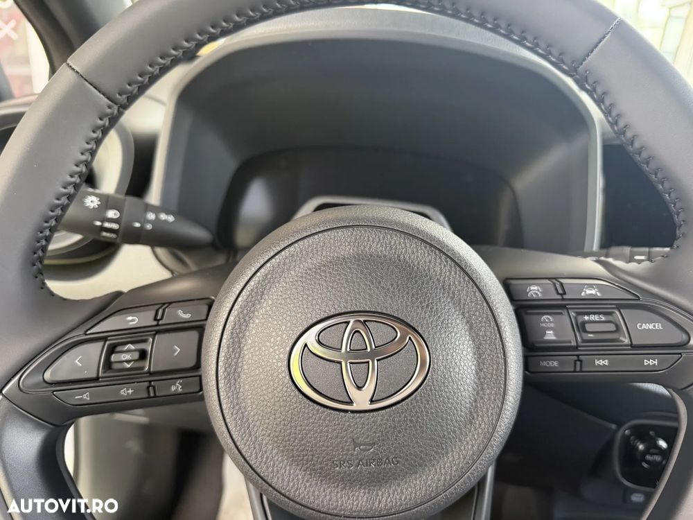 Toyota Aygo X 1.5l HEV 116CP Active - 9
