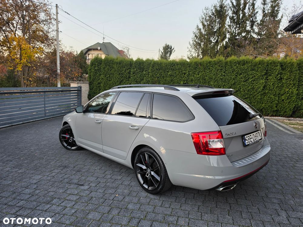 Skoda Octavia 2.0 TDI (Green tec) 4x4 DSG RS - 3