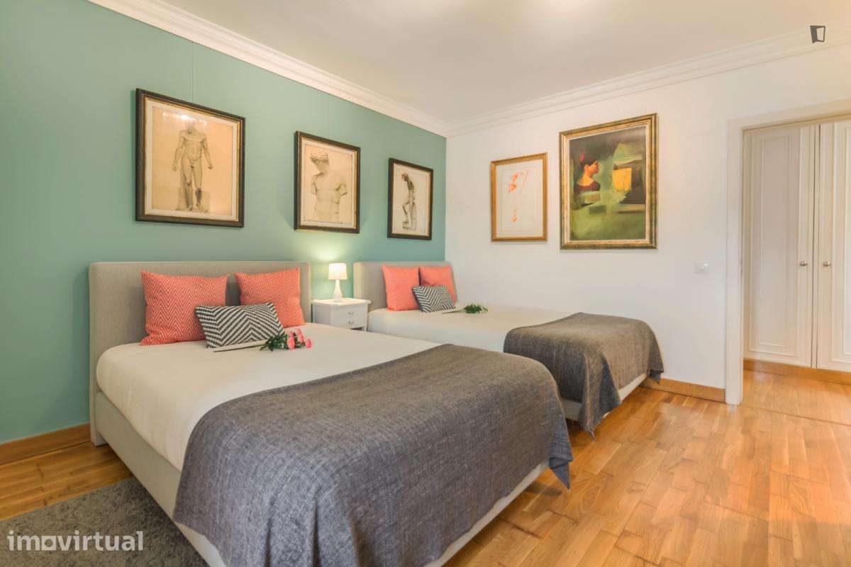 Apartamento com 1 quartos - localizado em São Bento Lisbon - Grande imagem: 5/16