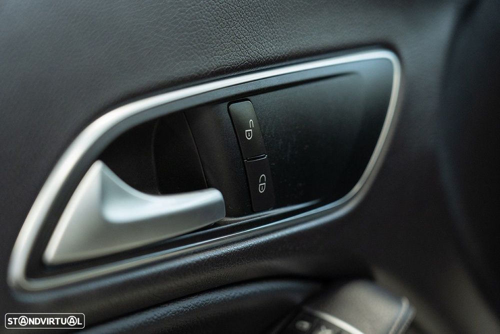 Mercedes-Benz CLA 180 CDI - 14