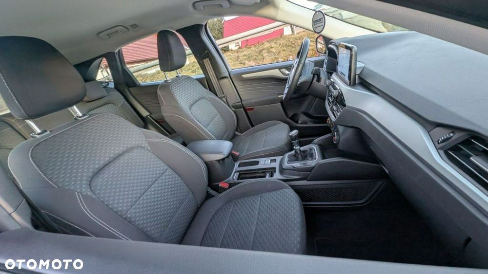 Ford Kuga - 3