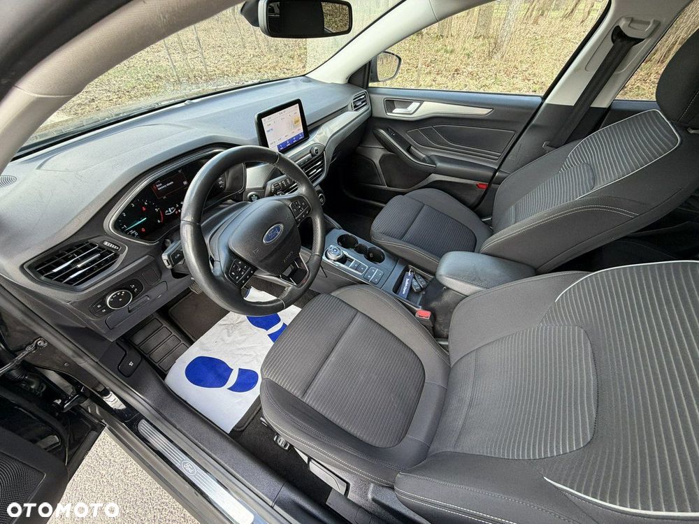 Ford Focus - 21