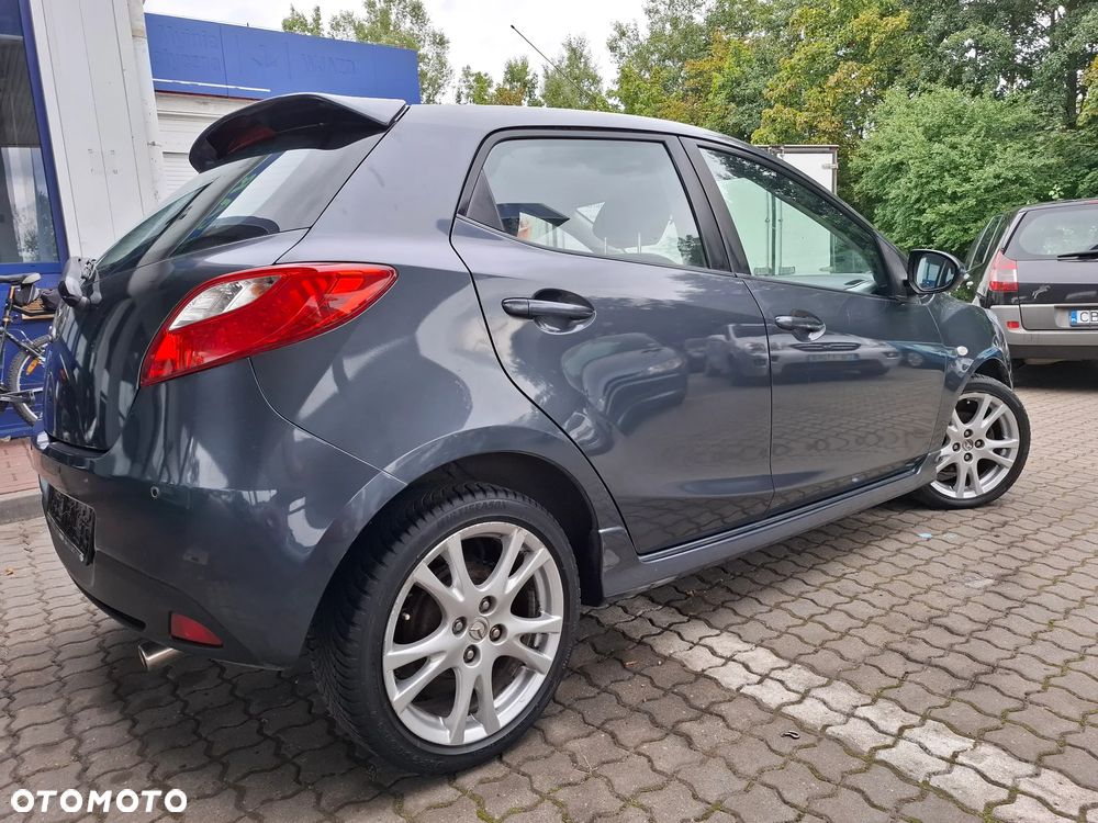 Mazda 2 1.5 Dynamic - 10