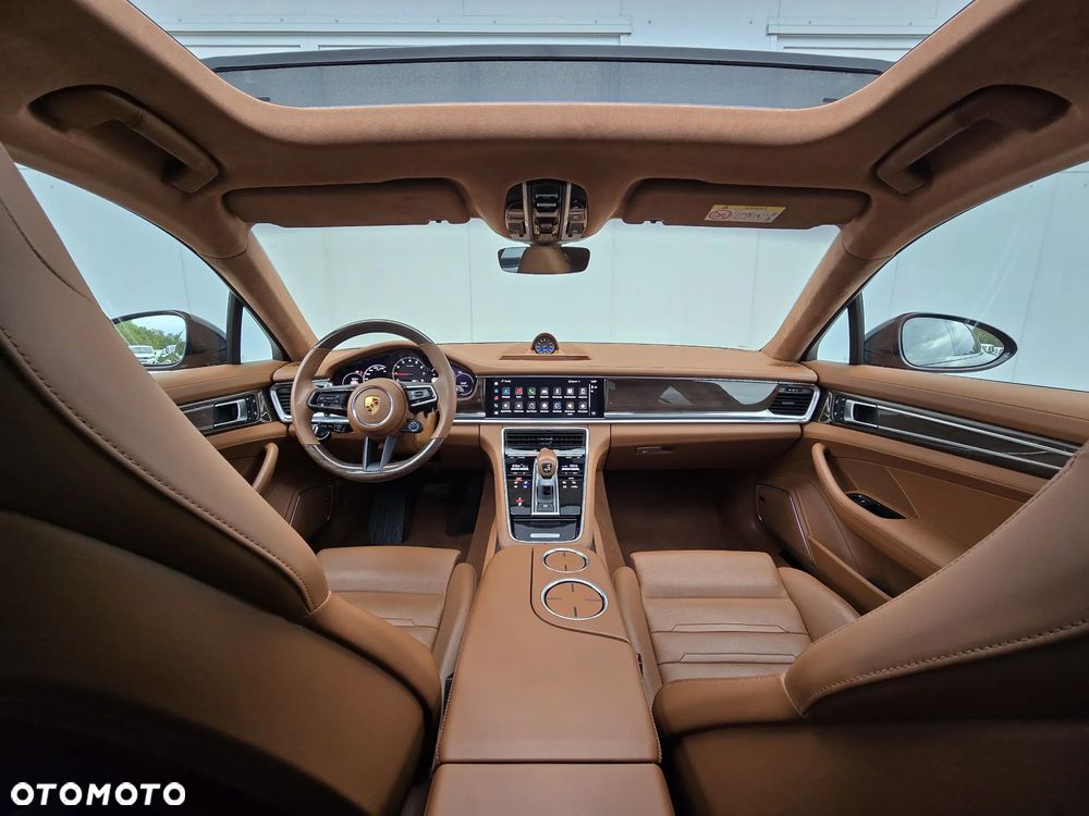 Porsche Panamera 4 Platinum Edition - 24