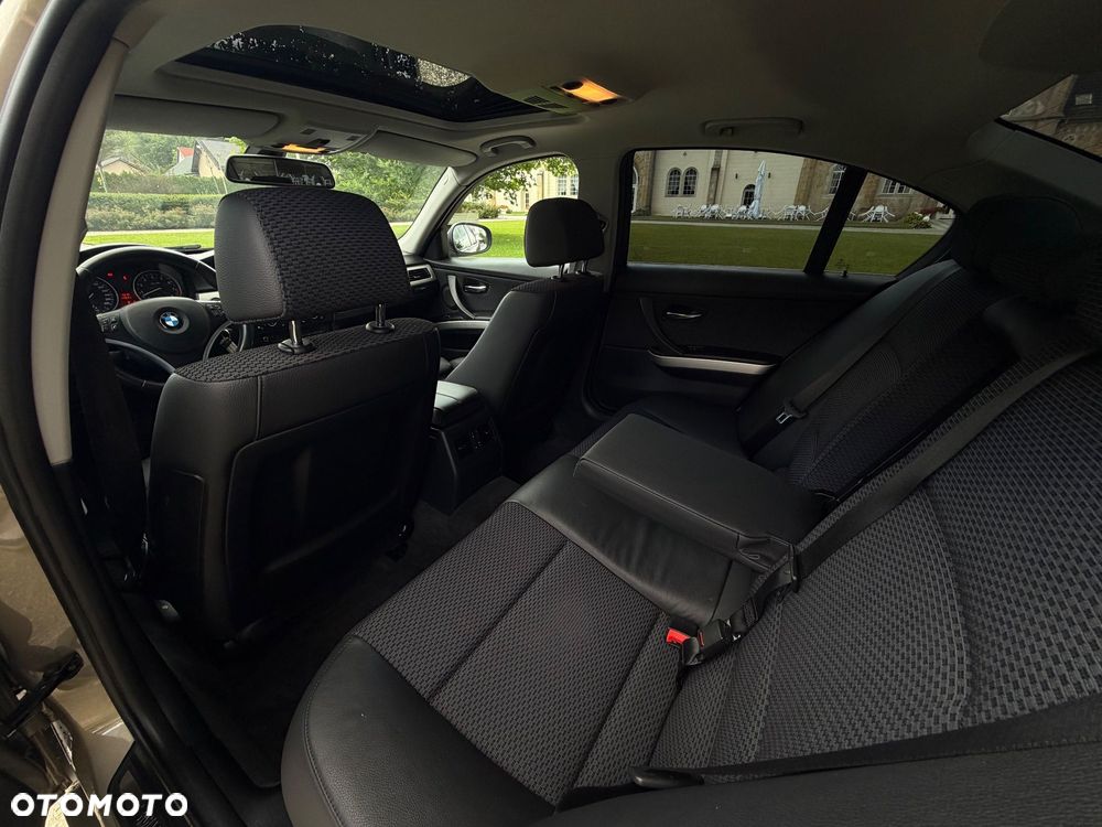 BMW Seria 3 - 15