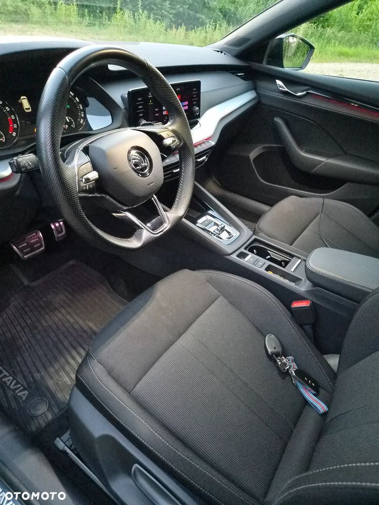 Skoda Octavia 2.0 TDI Ambition DSG - 25