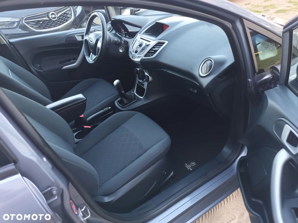 Ford Fiesta 1.25 Ghia EU5 - 20
