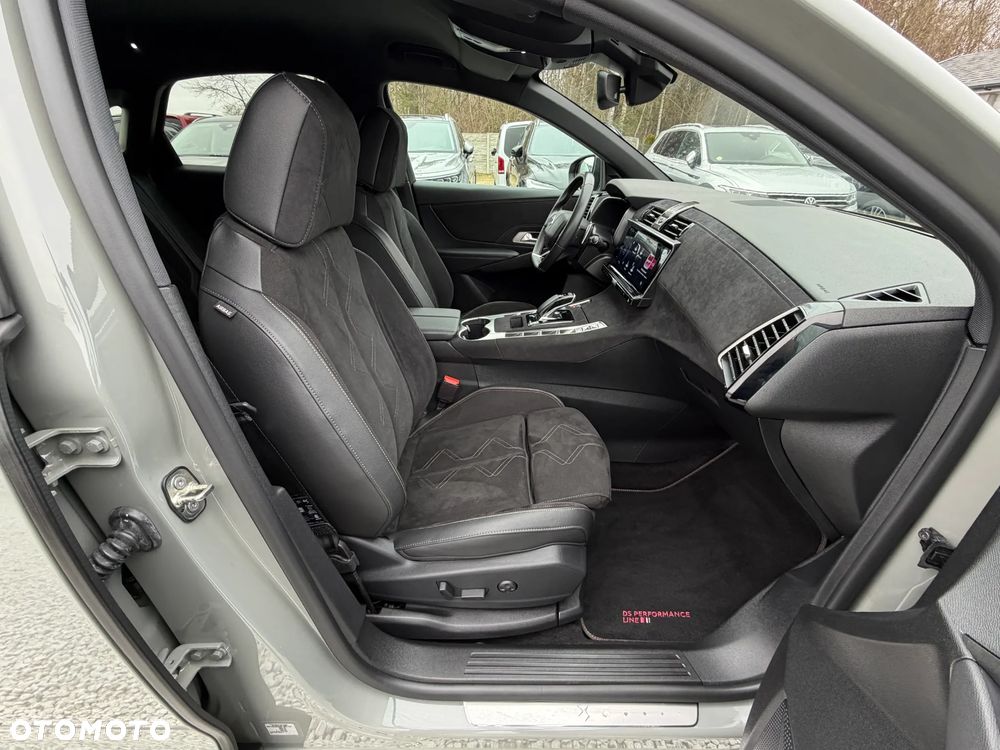 DS Automobiles DS 7 Crossback 1.6 E-Tense Performance Line + - 33