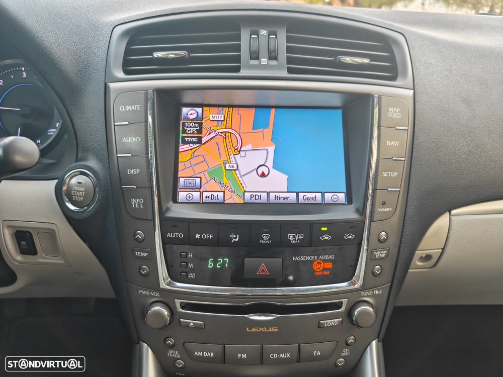 Lexus IS 200 d P.Executive 6G - 21