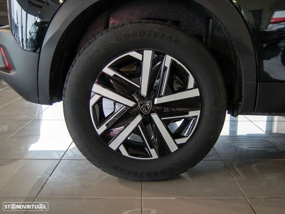 Peugeot 2008 1.2 PureTech Active Pack - 3