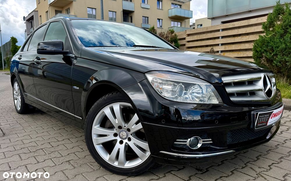 Mercedes-Benz Klasa C 180 BlueEFFICIENCY 7G-TRONIC Avantgarde - 1