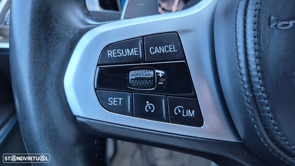 BMW 320 e Pack M Auto - 12