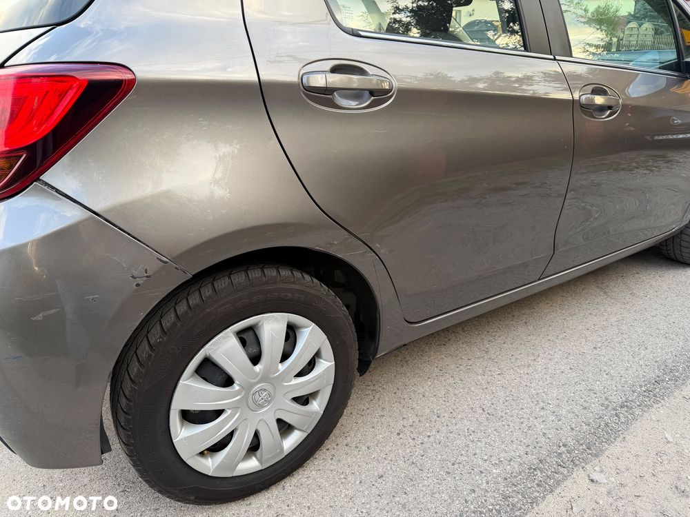 Toyota Yaris 1.0 Sol - 23