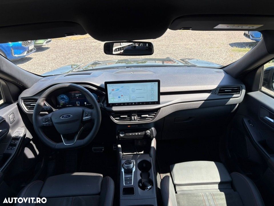 Ford Kuga - 11