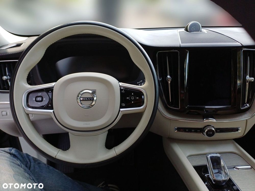 Volvo XC 60 B5 D AWD Inscription - 14