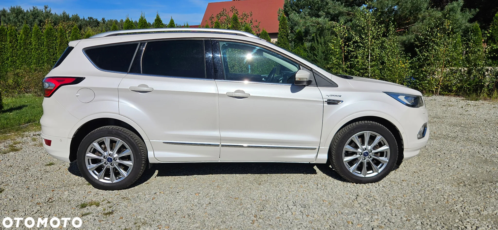 Ford Kuga 2.0 TDCi 2x4 Vignale - 4