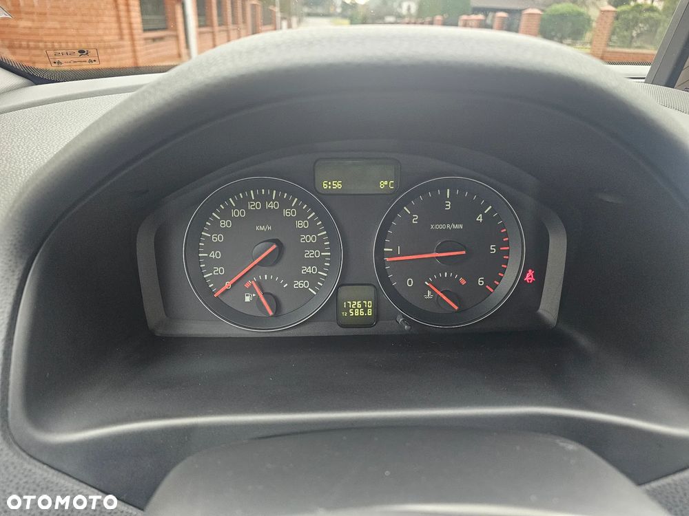 Volvo V50 1.6D Momentum - 32