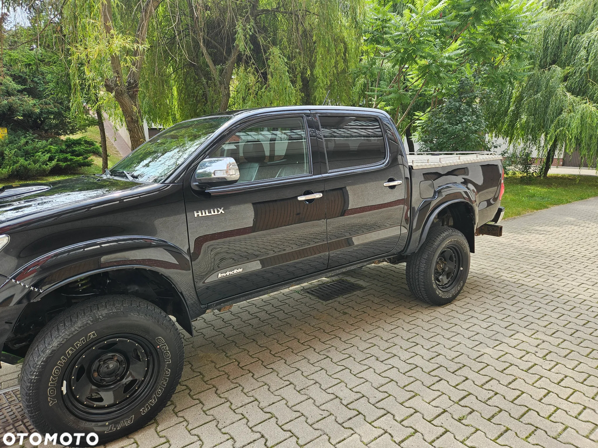 Toyota Hilux 3.0 D-4D Invincible - 2