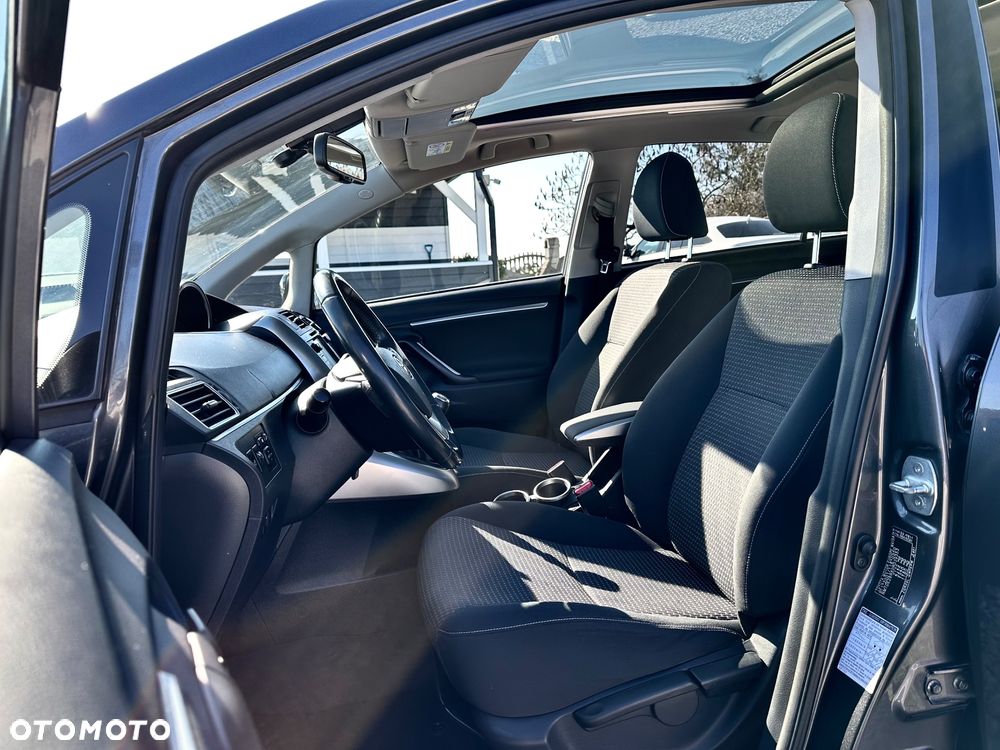 Toyota Verso 1.6 Edition - 6