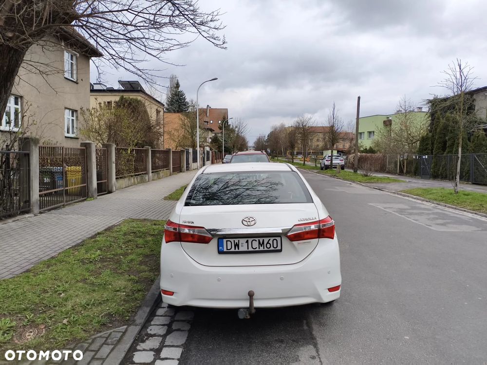 Toyota Corolla - 6