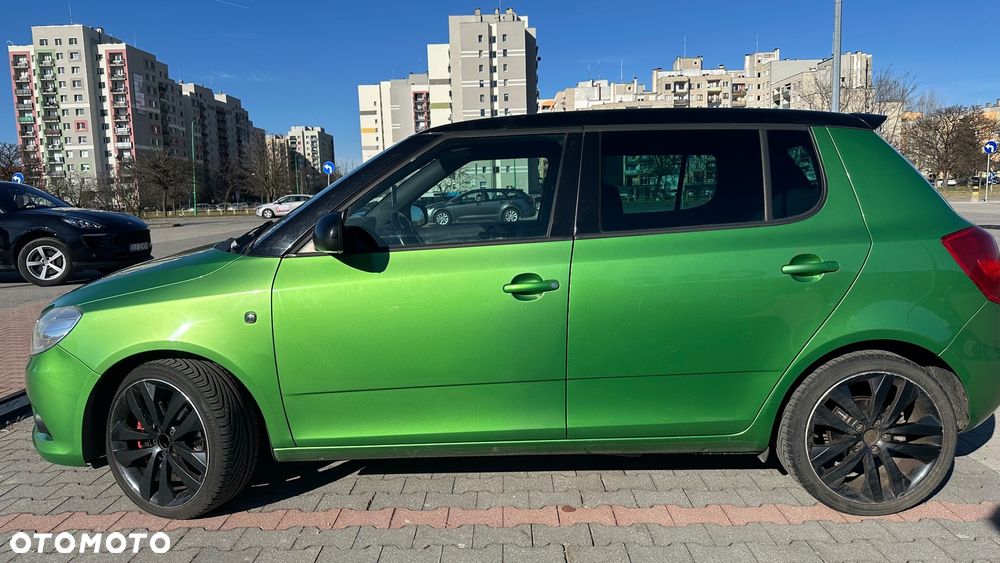 Skoda Fabia 1.4 TSI DSG RS - 6
