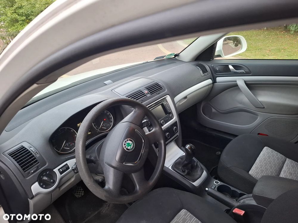 Skoda Octavia - 5